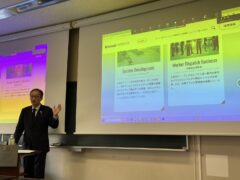 2024年12月3日に慶應義塾大学湘南藤沢キャンパスでの授業にて、『最近の就職活動について（中小企業経営者の視点から）』のテーマで、弊社代表の西原がゲストスピーカーとして講演を行いました。